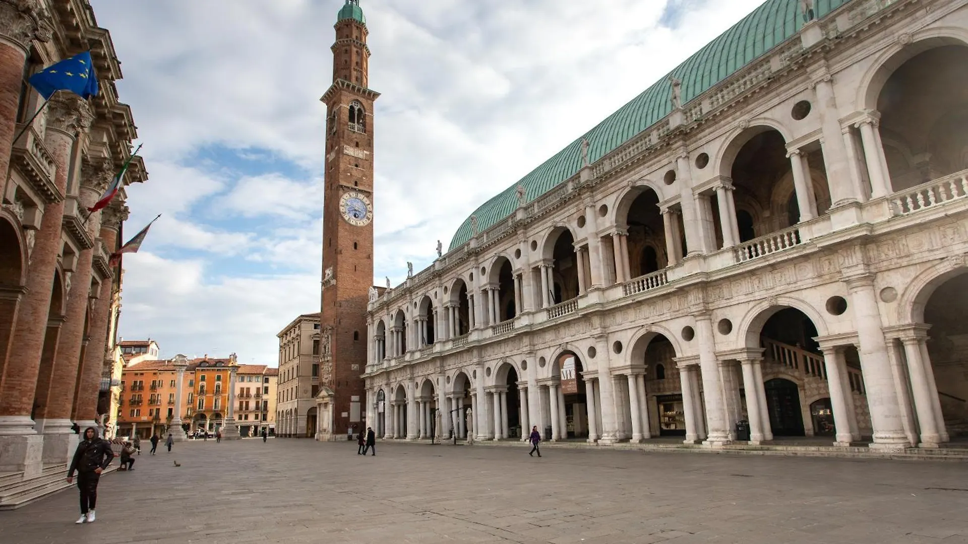Luxury Home In The Heart Of Vicenza Apartamento